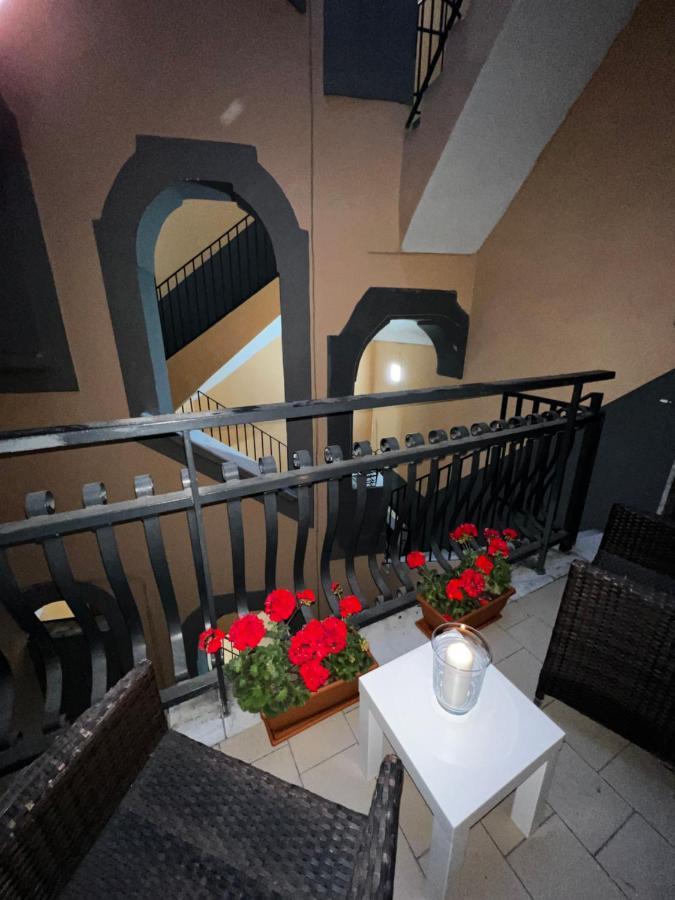 Appartamento Scaramanzia Naples Extérieur photo